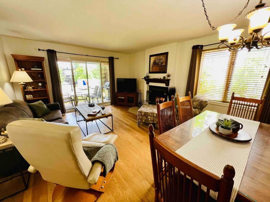 P Tit Boreal- 2 Minutes De La Plage Memphremagog Appartement Buitenkant foto